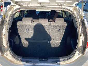 TOYOTA AQUA 2019 Image 8