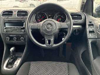 VOLKSWAGEN GOLF 2013 Image 8