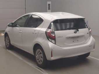 TOYOTA AQUA 2019 Image 4