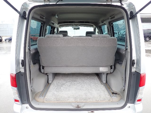 MAZDA BONGO FRIENDEE 2001 Image 23