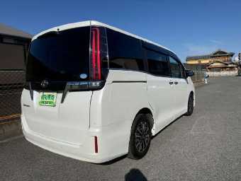 TOYOTA ESQUIRE 2020 Image 6