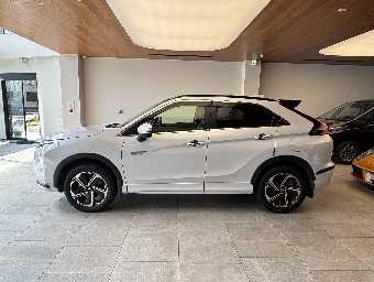 MITSUBISHI ECLIPSE CROSS 2021 Image 8