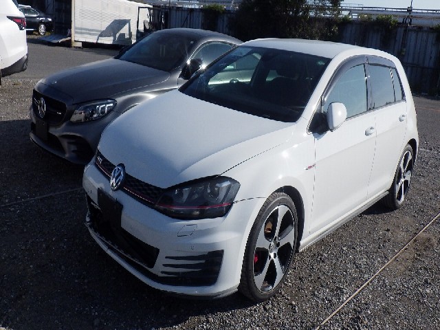 VOLKSWAGEN GOLF GTI 2017 Image 41