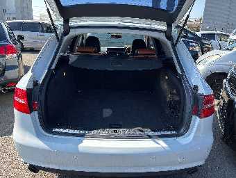 AUDI A4 AVANT 2014 Image 7