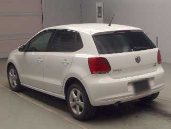 VOLKSWAGEN POLO 2013 Image 4