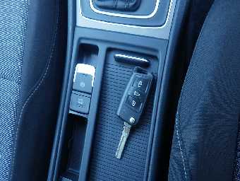 VOLKSWAGEN GOLF 2013 Image 8