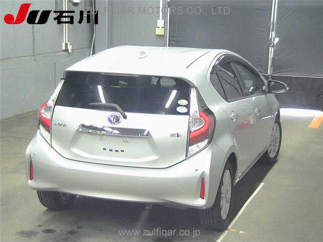 TOYOTA AQUA 2019 Image 2