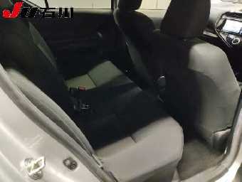 TOYOTA AQUA 2019 Image 7