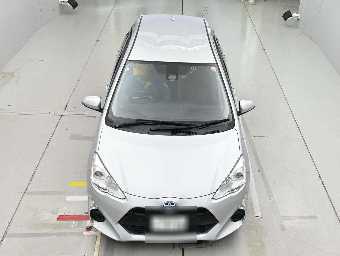 TOYOTA AQUA 2016 Image 7