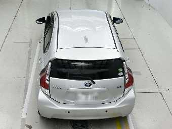 TOYOTA AQUA 2016 Image 8