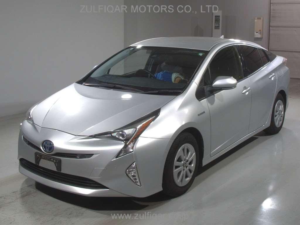 TOYOTA PRIUS 2018 Image 1
