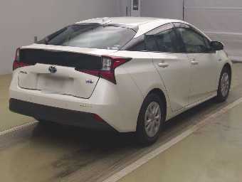 TOYOTA PRIUS 2019 Image 2