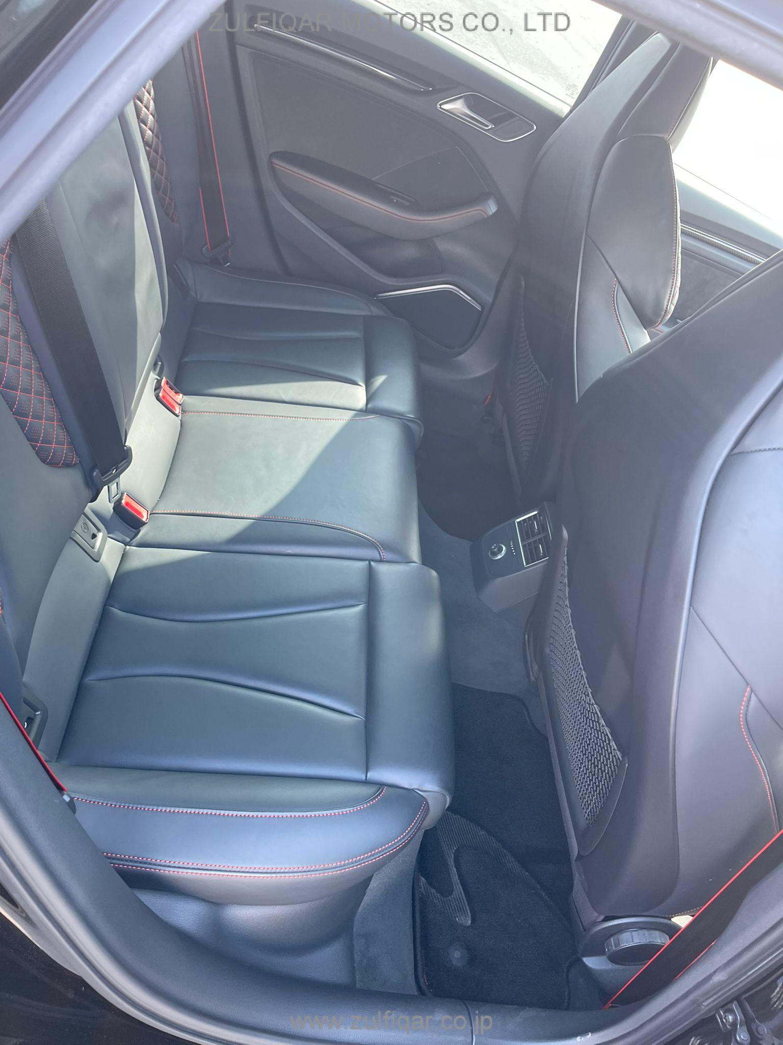 AUDI RS3 SPORTBACK 2018 Image 12