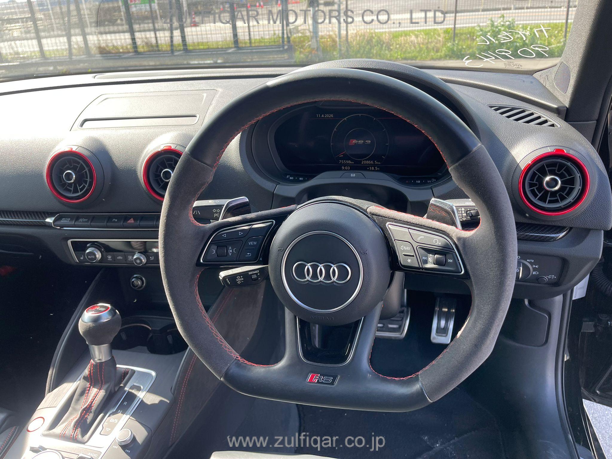 AUDI RS3 SPORTBACK 2018 Image 8