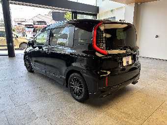 TOYOTA SIENTA 2022 Image 7