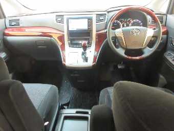 TOYOTA ALPHARD 2010 Image 3