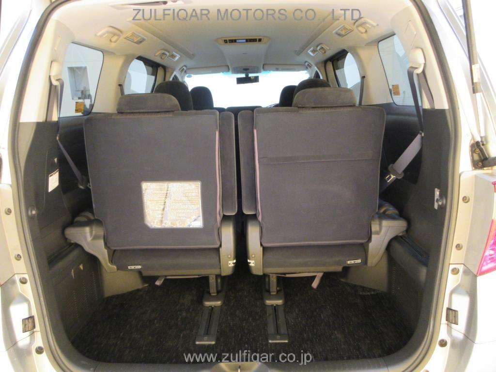 TOYOTA ALPHARD 2010 Image 9