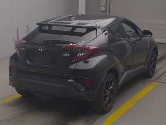 TOYOTA C-HR 2019 Image 2