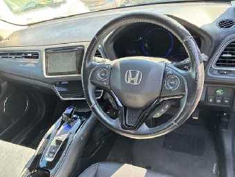 HONDA VEZEL 2015 Image 3