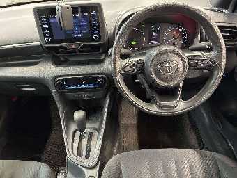TOYOTA YARIS 2021 Image 6