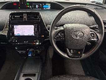 TOYOTA PRIUS 2021 Image 6
