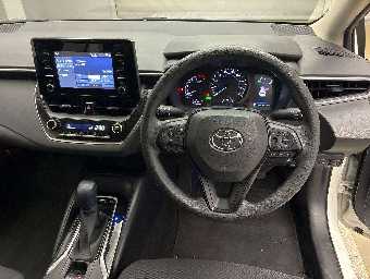 TOYOTA COROLLA TOURING 2020 Image 6