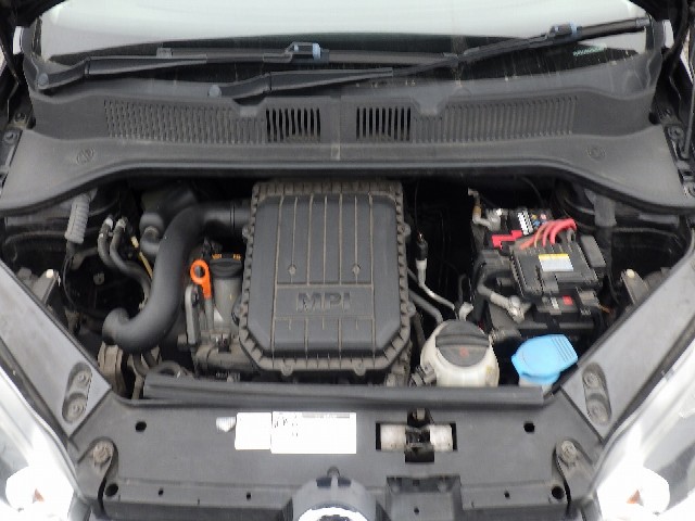 VOLKSWAGEN UP! 2013 Image 23