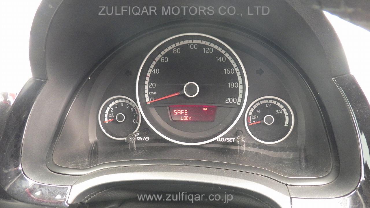 VOLKSWAGEN UP! 2013 Image 6