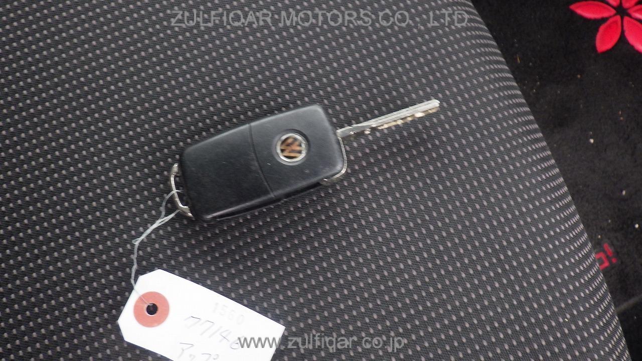 VOLKSWAGEN UP! 2013 Image 9