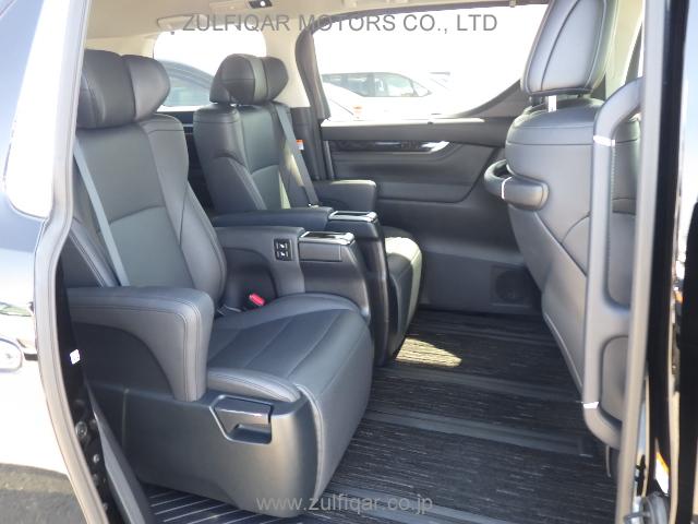 TOYOTA ALPHARD 2022 Image 11