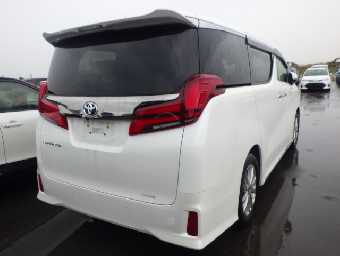 TOYOTA ALPHARD 2021 Image 4