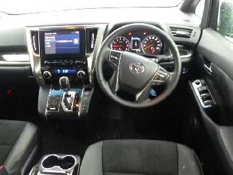 TOYOTA ALPHARD 2021 Image 5