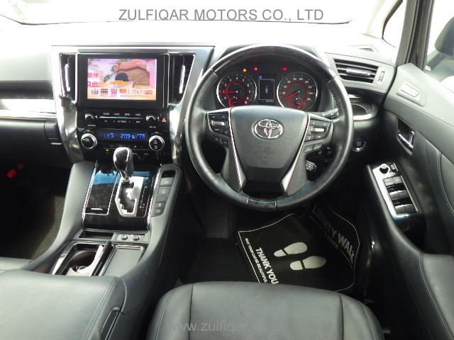 TOYOTA ALPHARD 2022 Image 5