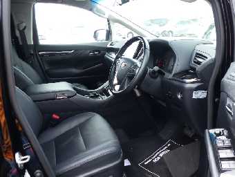 TOYOTA ALPHARD 2022 Image 7