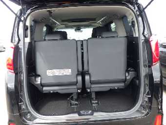TOYOTA ALPHARD 2022 Image 10