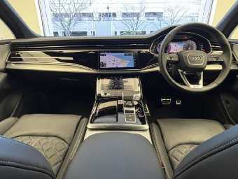 AUDI Q7 2024 Image 11