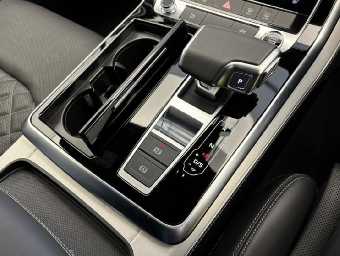 AUDI Q7 2024 Image 12