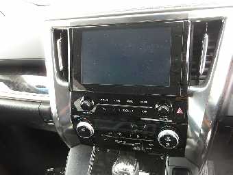 TOYOTA ALPHARD 2022 Image 11