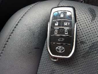 TOYOTA ALPHARD 2022 Image 12