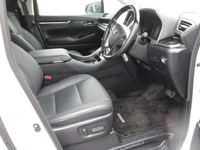 TOYOTA ALPHARD 2022 Image 19
