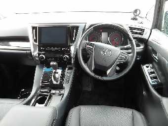 TOYOTA ALPHARD 2022 Image 5