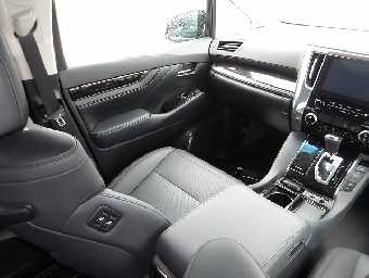 TOYOTA ALPHARD 2022 Image 6