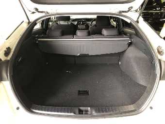 TOYOTA PRIUS 2018 Image 8