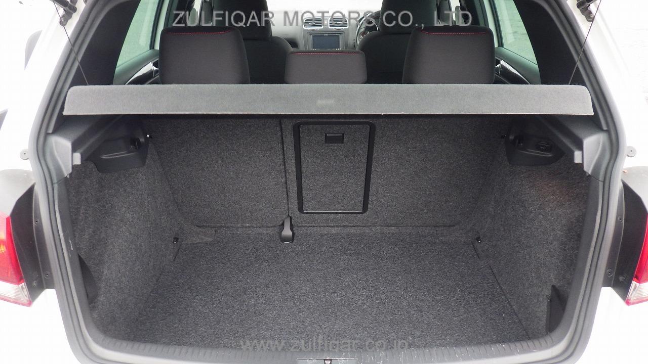 VOLKSWAGEN GOLF 2013 Image 12