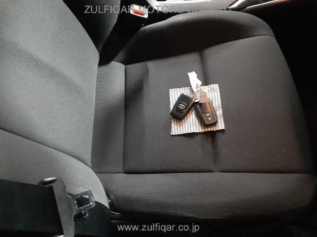 TOYOTA COROLLA WAGON 2021 Image 10