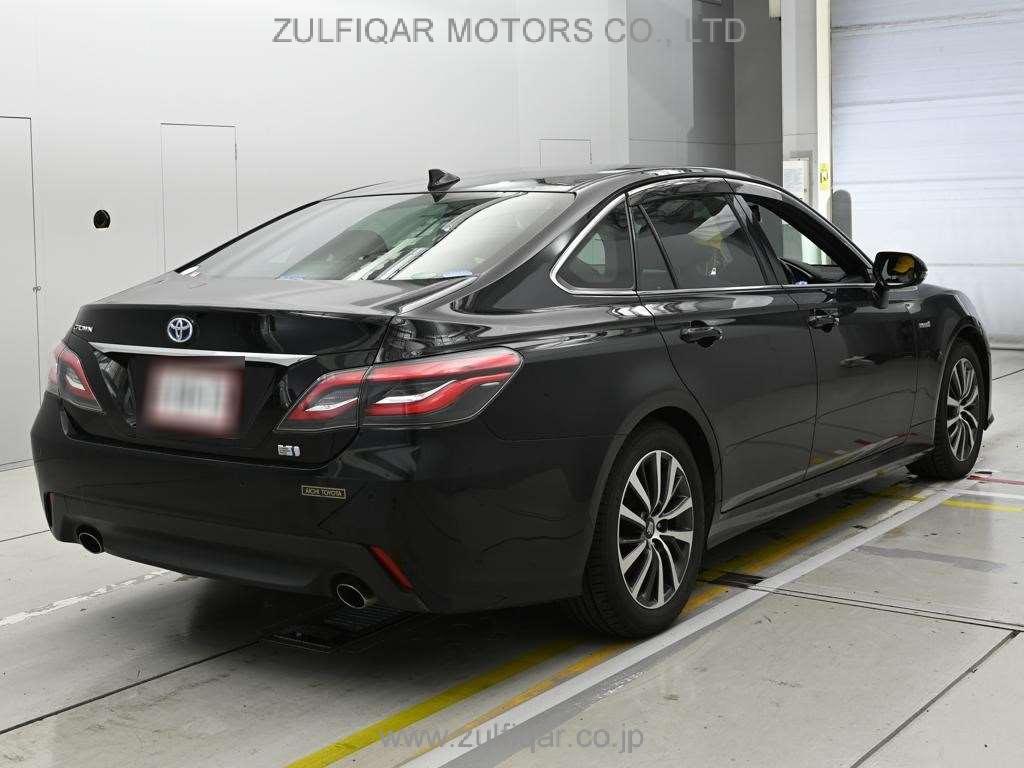 TOYOTA CROWN HYBRID 2019 Image 2