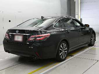 TOYOTA CROWN HYBRID 2019 Image 2