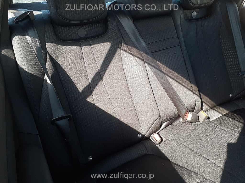 TOYOTA CROWN HYBRID 2019 Image 11