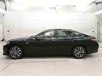 TOYOTA CROWN HYBRID 2019 Image 4