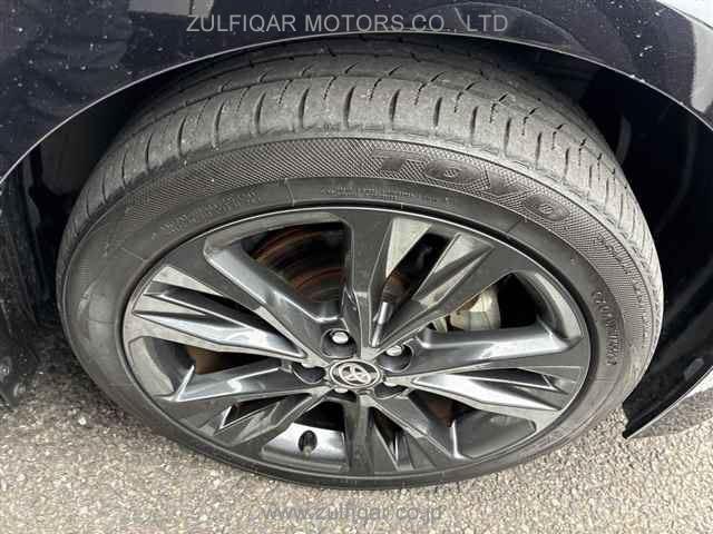 TOYOTA COROLLA 2020 Image 9